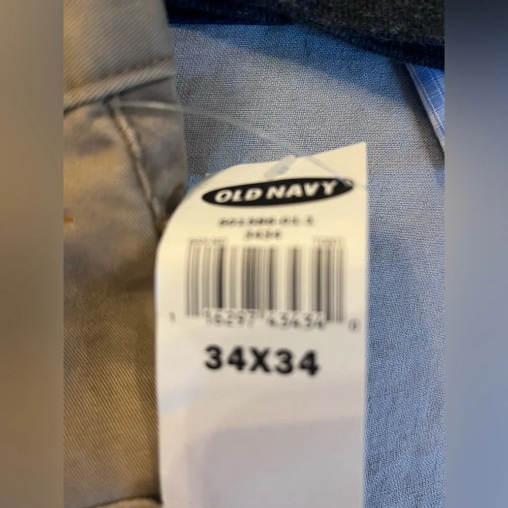 Men's size 34x34- OLD navy bootcut beige pants- new with tags